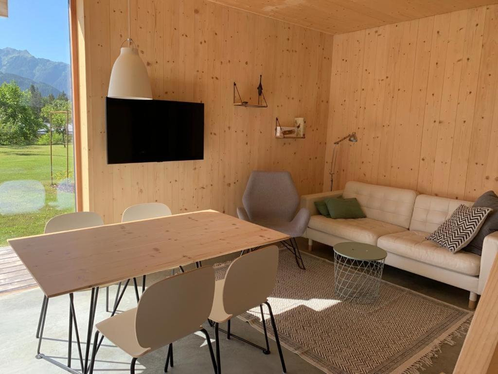 Modern & Homely Nature-apartemt *